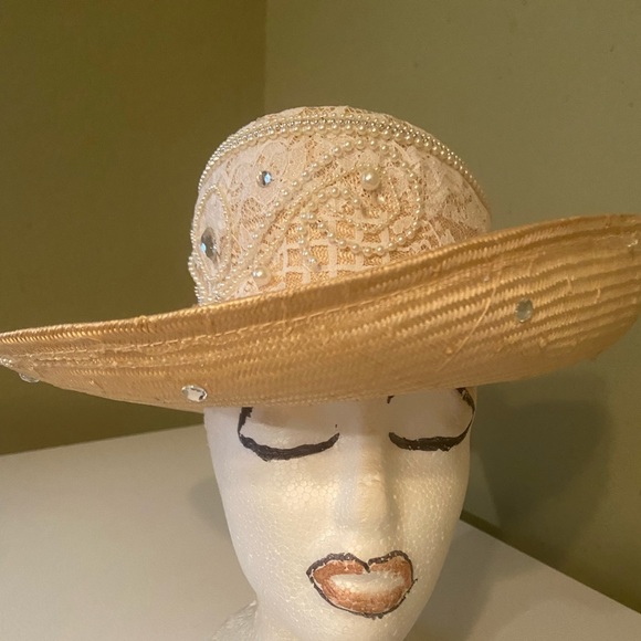 Beautiful Sonni of S F Natural Straw Church Dress Hat - Picture 5 of 8